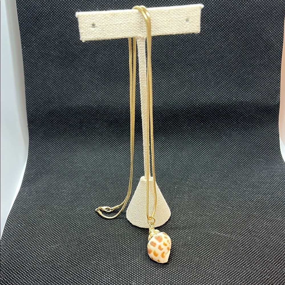 Gold Shell Pendant on Snake Chain Necklace